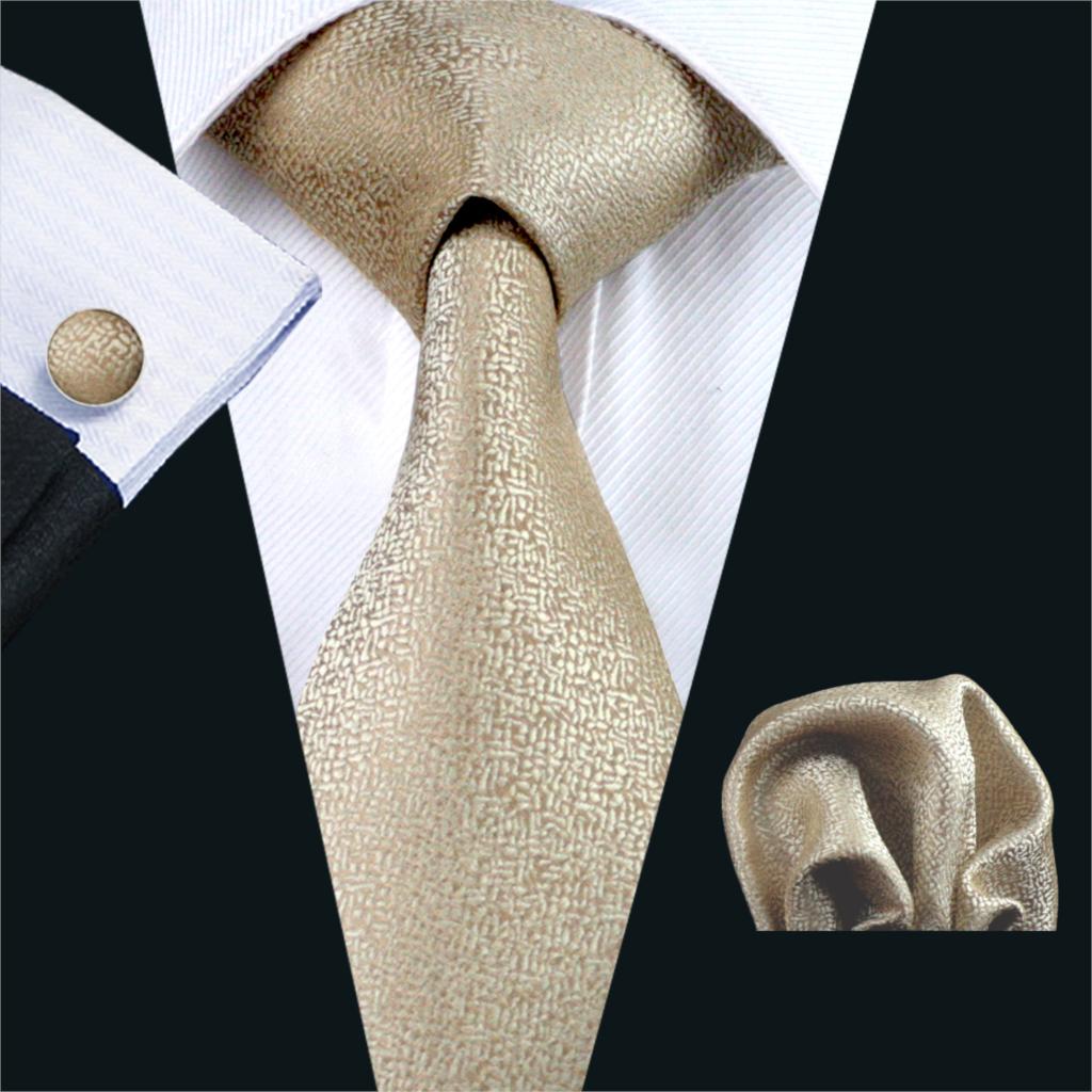 Gold Geometric Tie Set